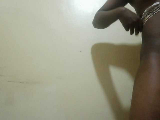 Cute-lizah live cam on BongaCams