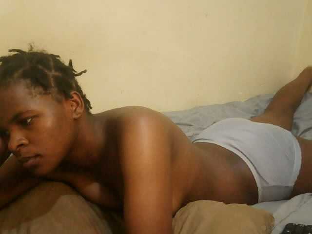 Cute-lizah live cam on BongaCams