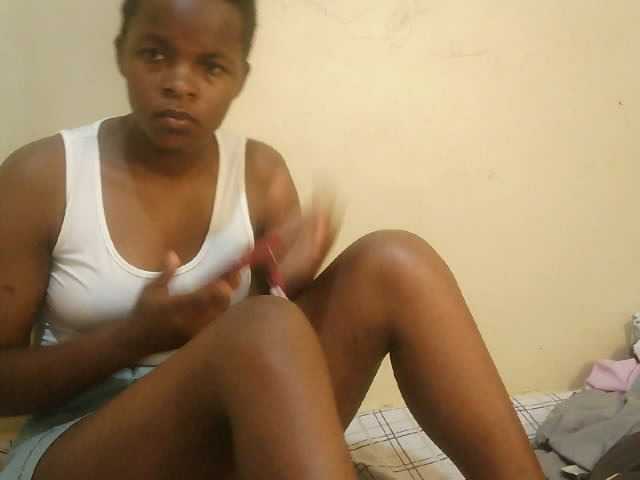 Cute-lizah live cam on BongaCams