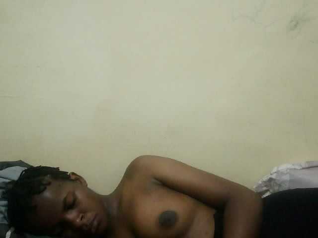 Cute-lizah live cam on BongaCams
