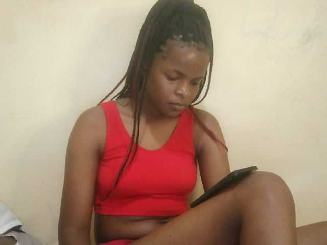 Cute-lizah live cam on BongaCams