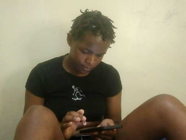 Cute-lizah live cam on BongaCams
