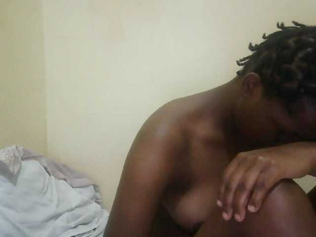 Cute-lizah live cam on BongaCams