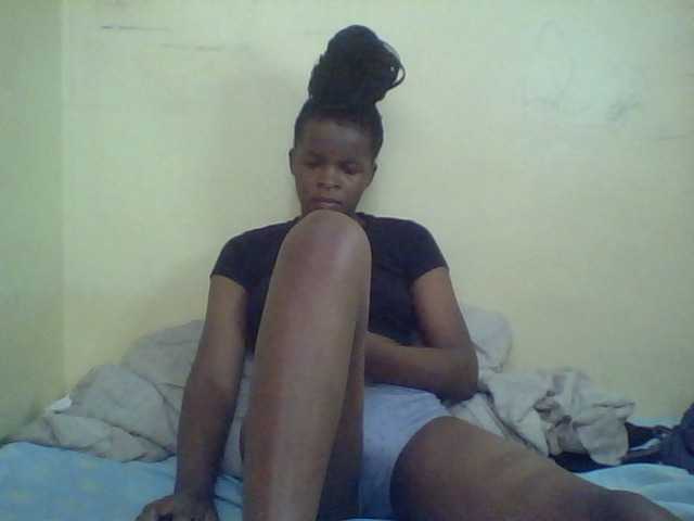 Cute-lizah live cam on BongaCams