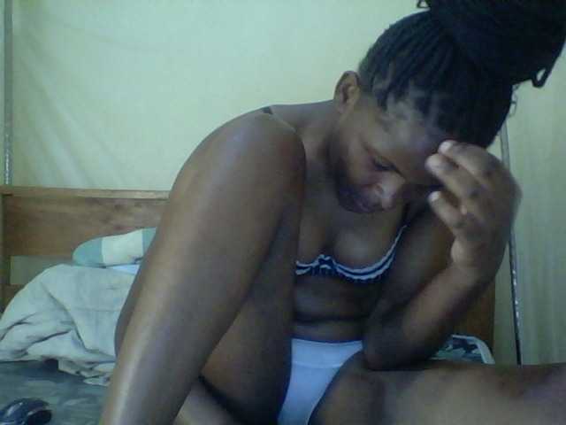 Cute-lizah live cam on BongaCams