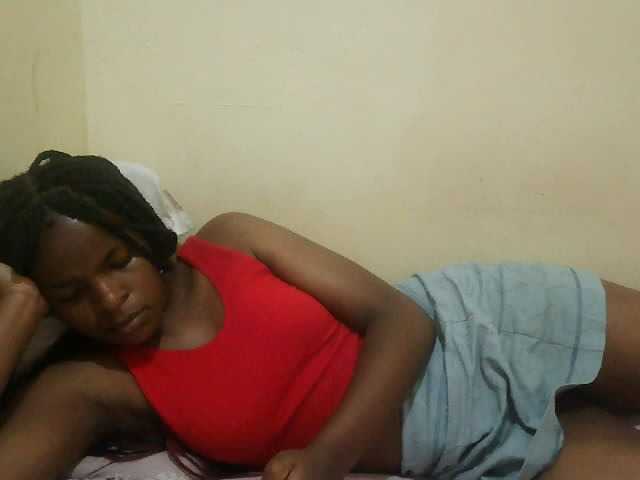 Cute-lizah live cam on BongaCams