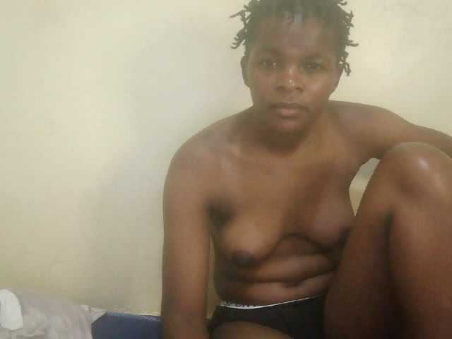 Cute-lizah live cam on BongaCams