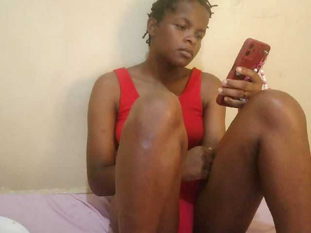 Cute-lizah live cam on BongaCams