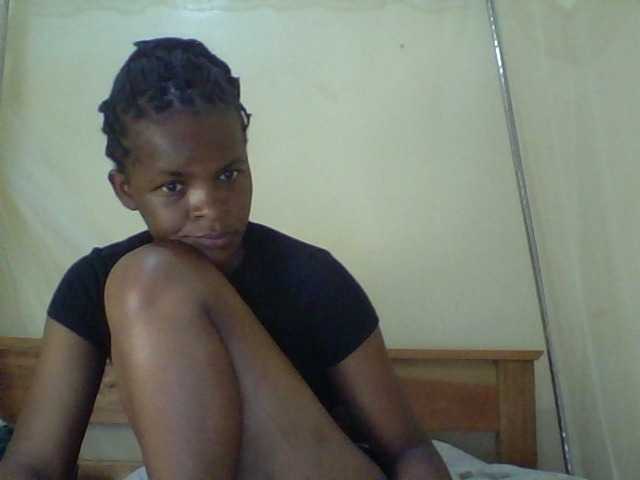 Cute-lizah live cam on BongaCams