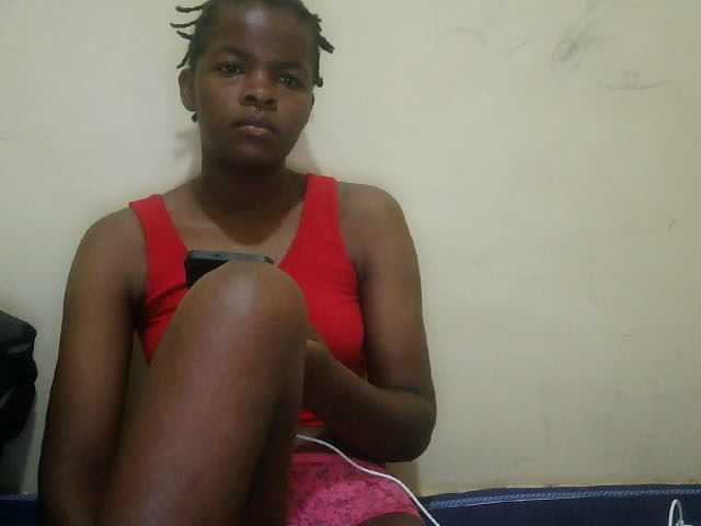 Cute-lizah live cam on BongaCams
