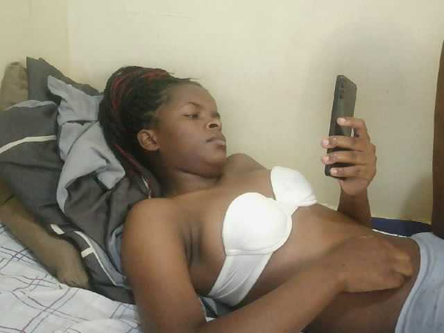 Cute-lizah live cam on BongaCams