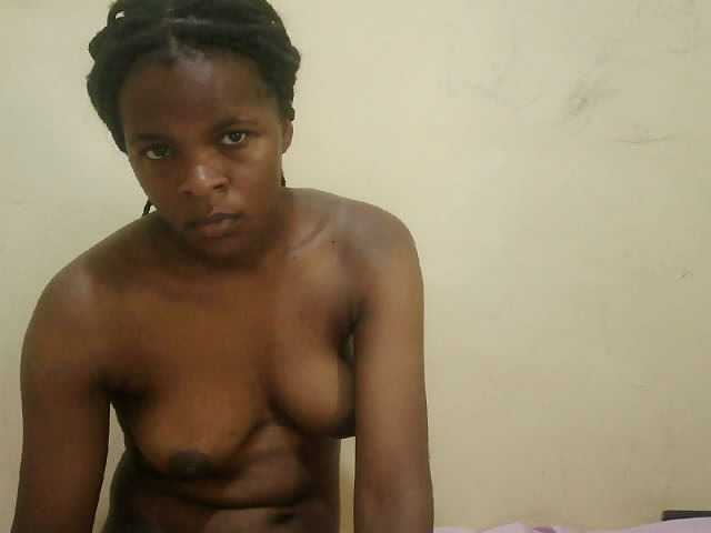 Cute-lizah live cam on BongaCams