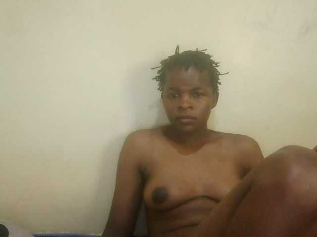 Cute-lizah live cam on BongaCams