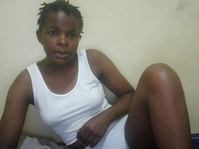 Cute-lizah live cam on BongaCams
