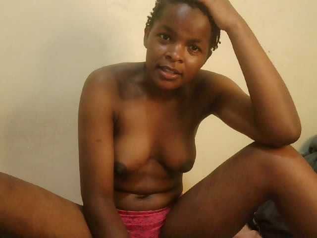 Cute-lizah live cam on BongaCams