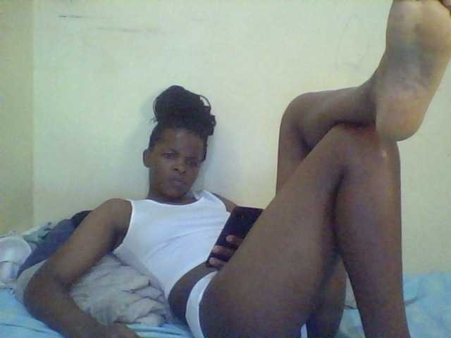 Cute-lizah live cam on BongaCams