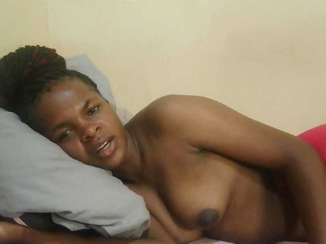 Cute-lizah live cam on BongaCams