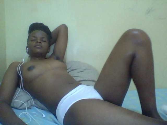 Cute-lizah live cam on BongaCams