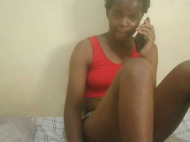 Cute-lizah live cam on BongaCams