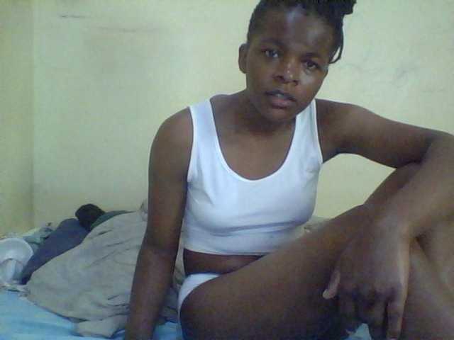 Cute-lizah live cam on BongaCams