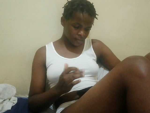 Cute-lizah live cam on BongaCams
