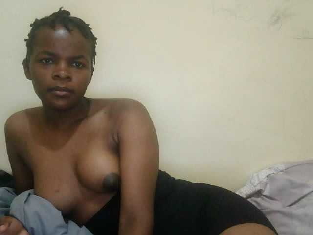 Cute-lizah live cam on BongaCams