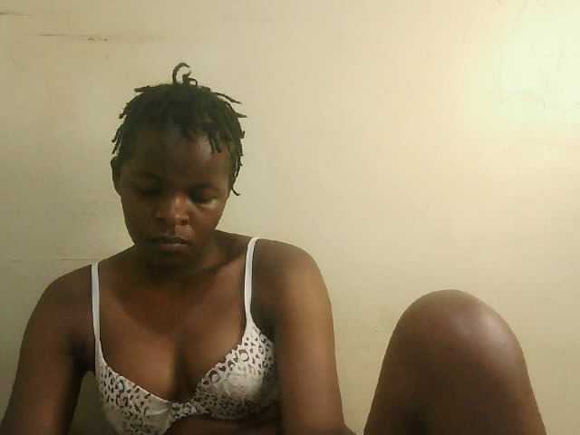 Cute-lizah live cam on BongaCams