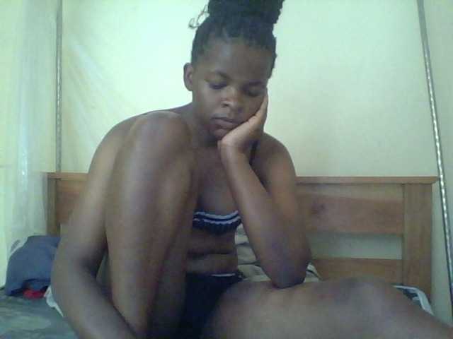 Cute-lizah live cam on BongaCams