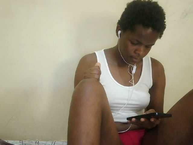 Cute-lizah live cam on BongaCams