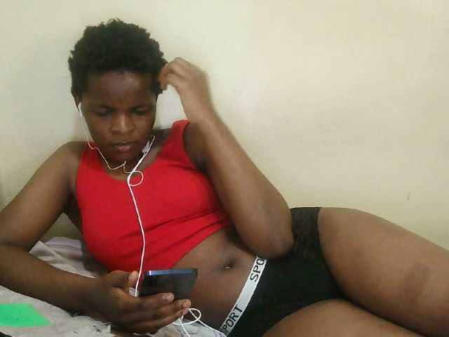 Cute-lizah live cam on BongaCams