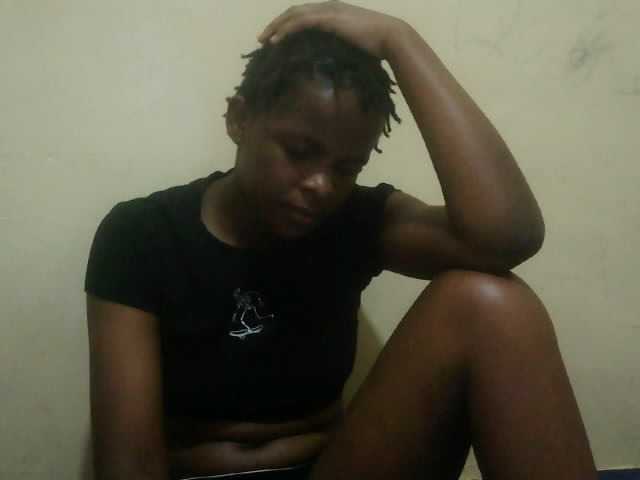 Cute-lizah live cam on BongaCams