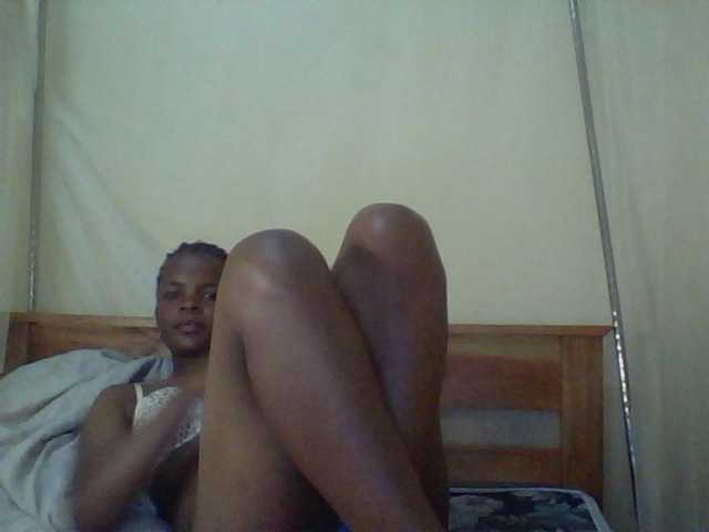 Cute-lizah live cam on BongaCams