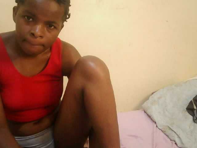 Cute-lizah live cam on BongaCams