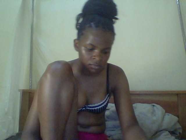 Cute-lizah live cam on BongaCams