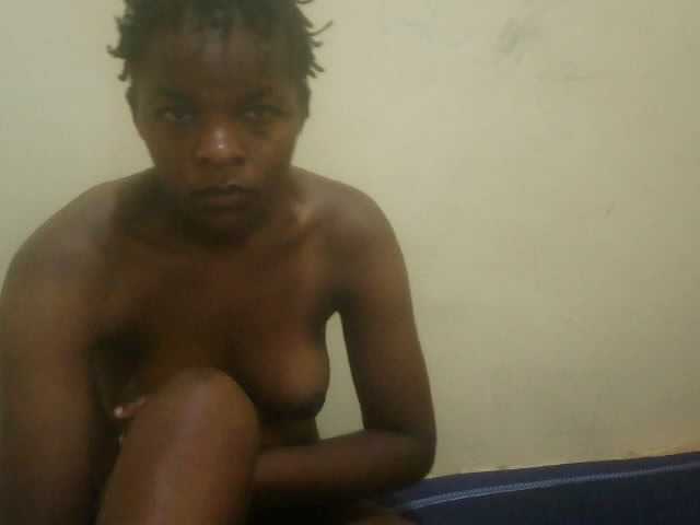 Cute-lizah live cam on BongaCams