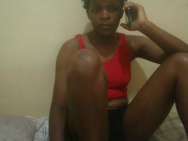 Cute-lizah live cam on BongaCams