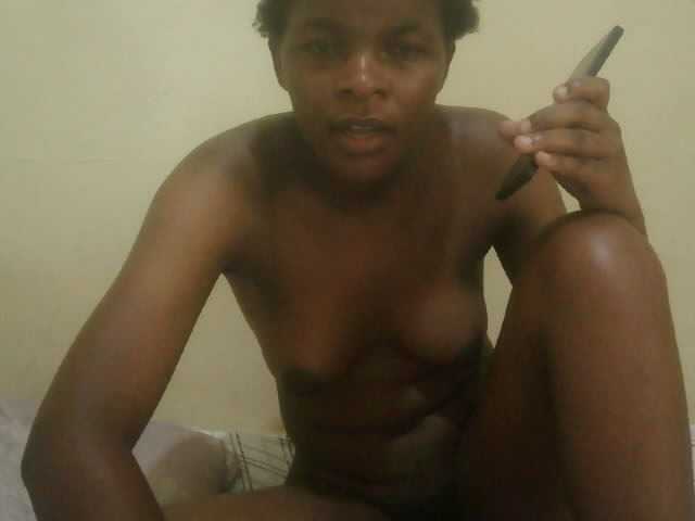 Cute-lizah live cam on BongaCams