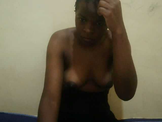 Cute-lizah live cam on BongaCams