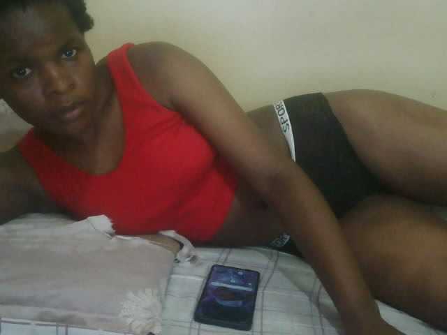 Cute-lizah live cam on BongaCams