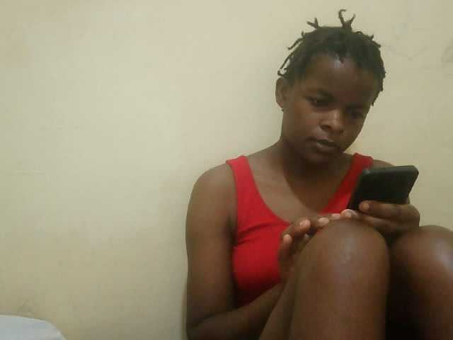 Cute-lizah live cam on BongaCams