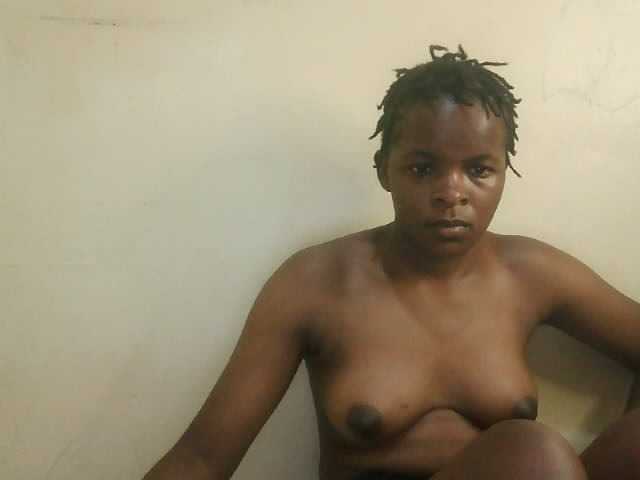 Cute-lizah live cam on BongaCams