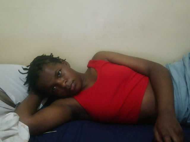 Cute-lizah live cam on BongaCams