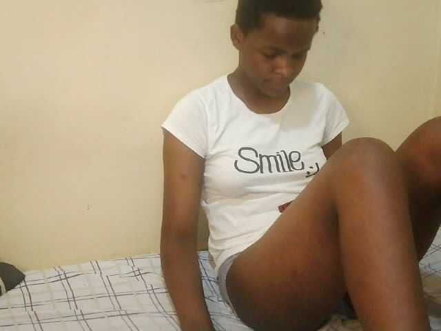 Cute-lizah live cam on BongaCams