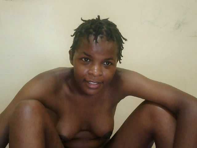 Cute-lizah live cam on BongaCams