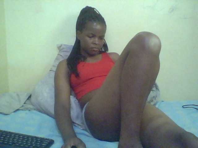 Cute-lizah live cam on BongaCams