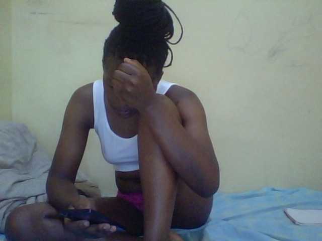 Cute-lizah live cam on BongaCams