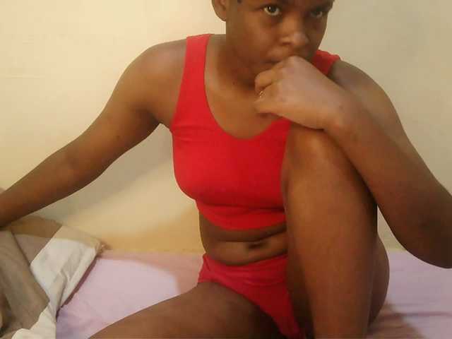 Cute-lizah live cam on BongaCams