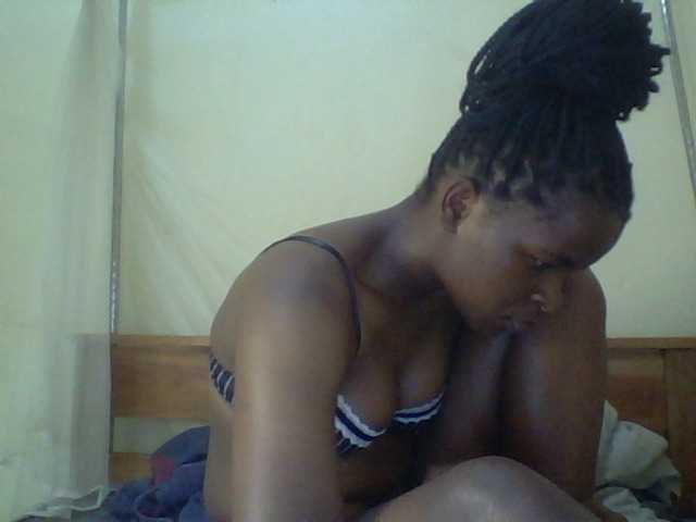 Cute-lizah live cam on BongaCams