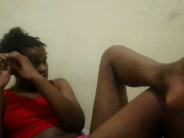 Cute-lizah live cam on BongaCams