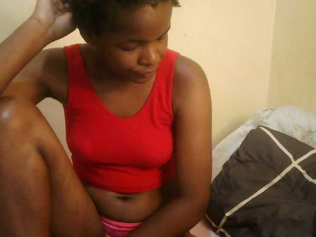 Cute-lizah live cam on BongaCams